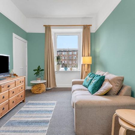 Bright And Quiet Edinburgh Home Bagian luar foto